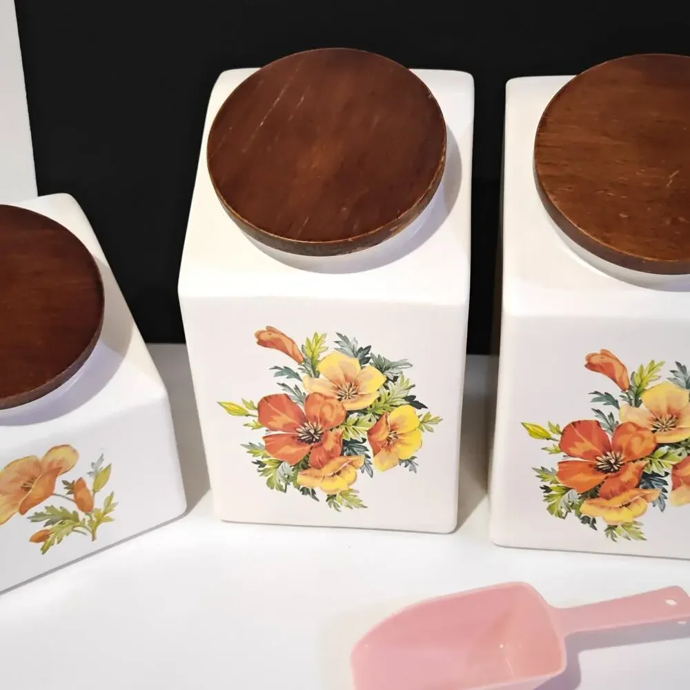 Set Of 4 Hyalyn USA Canister Pottery Pieces Wood Tops Vtg Vegetable w Scoop - Picture 6 of 15